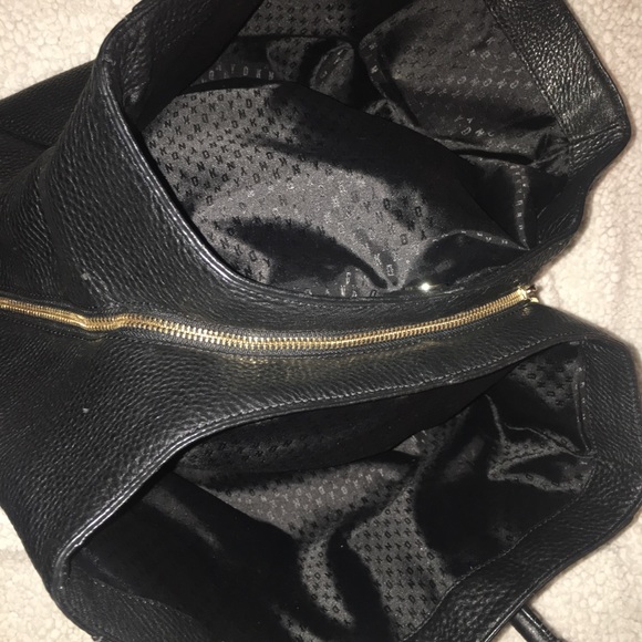 Black satchel - Picture 5 of 8